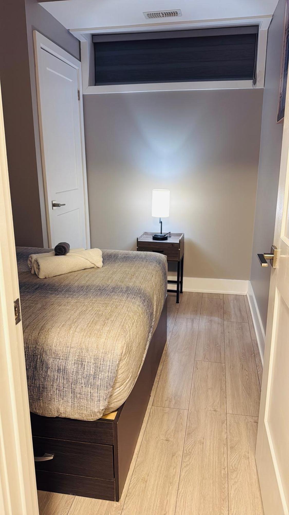 Niagara Getaway Across Fallsview Bagian luar foto