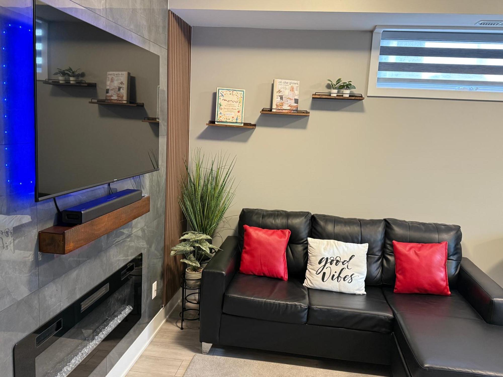 Niagara Getaway Across Fallsview Bagian luar foto